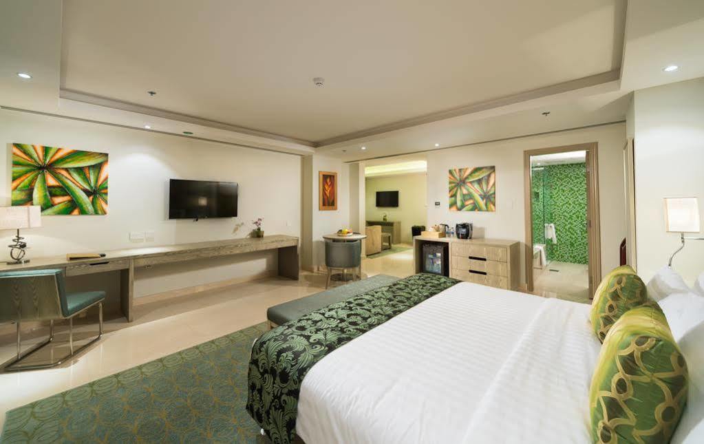 Hotel Centara 4*